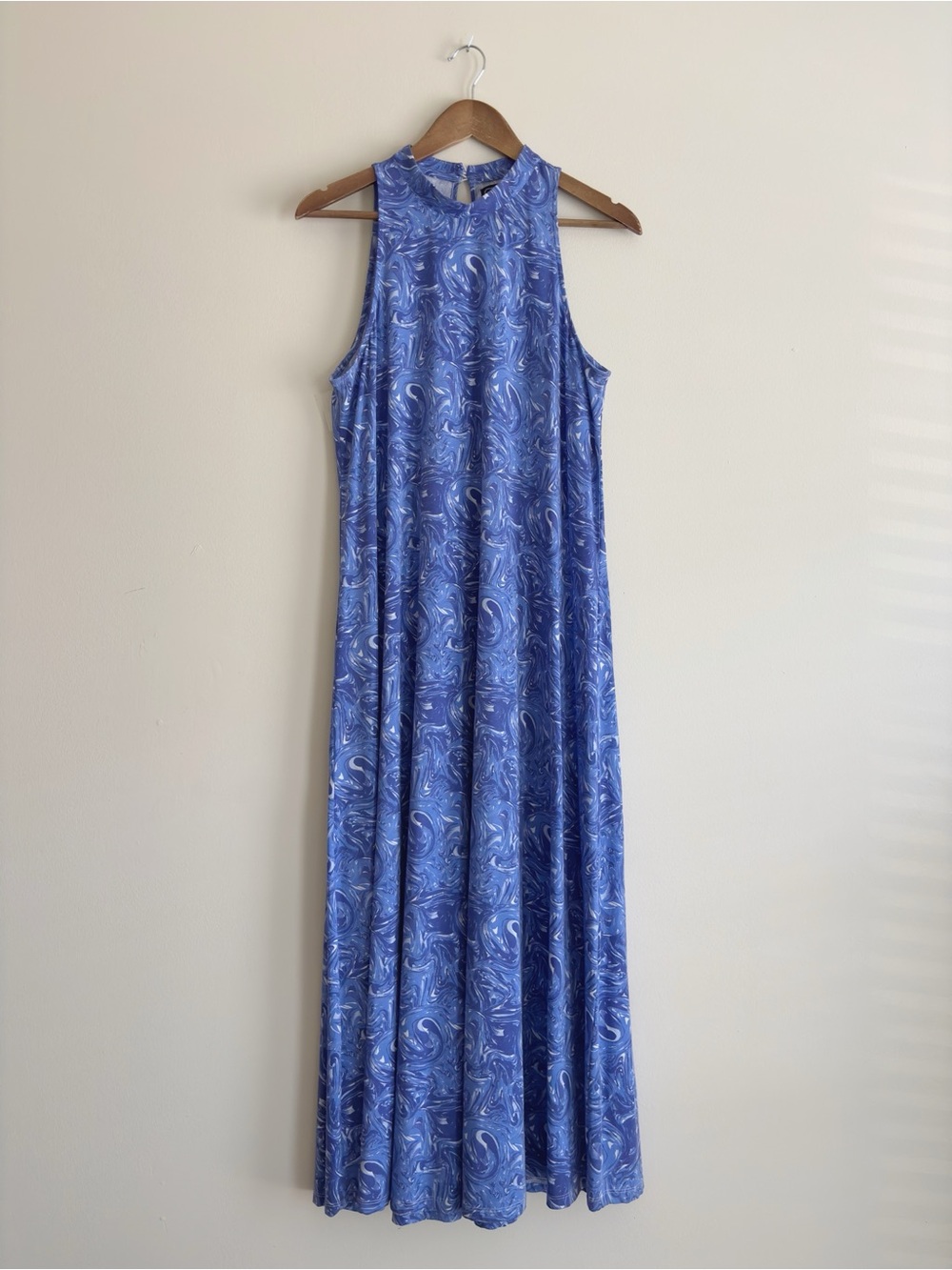 Duffield Lane Blue Swirl Sleeveless Halter Midi Dress Medium